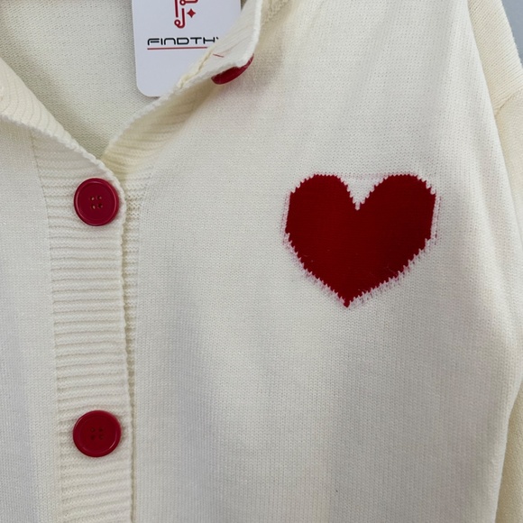 ONE SIZE FITS ALL CREAM AND HEARTS CARDIGAN SWEATER - Picture 2 of 4